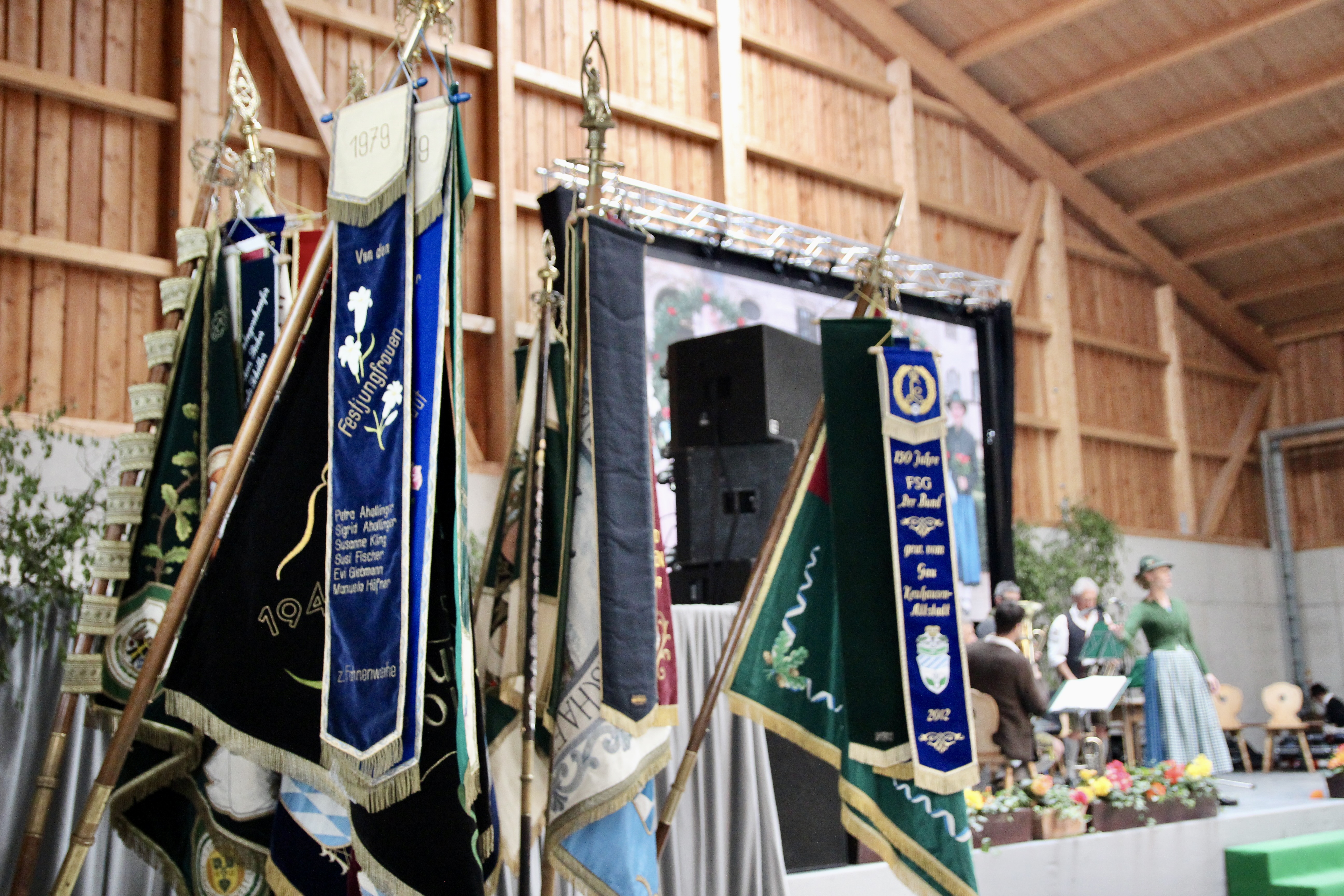 28 Fahnendelegationen waren zu Gast bei der Schützengesellschaft Aubing von 1873 e.V.