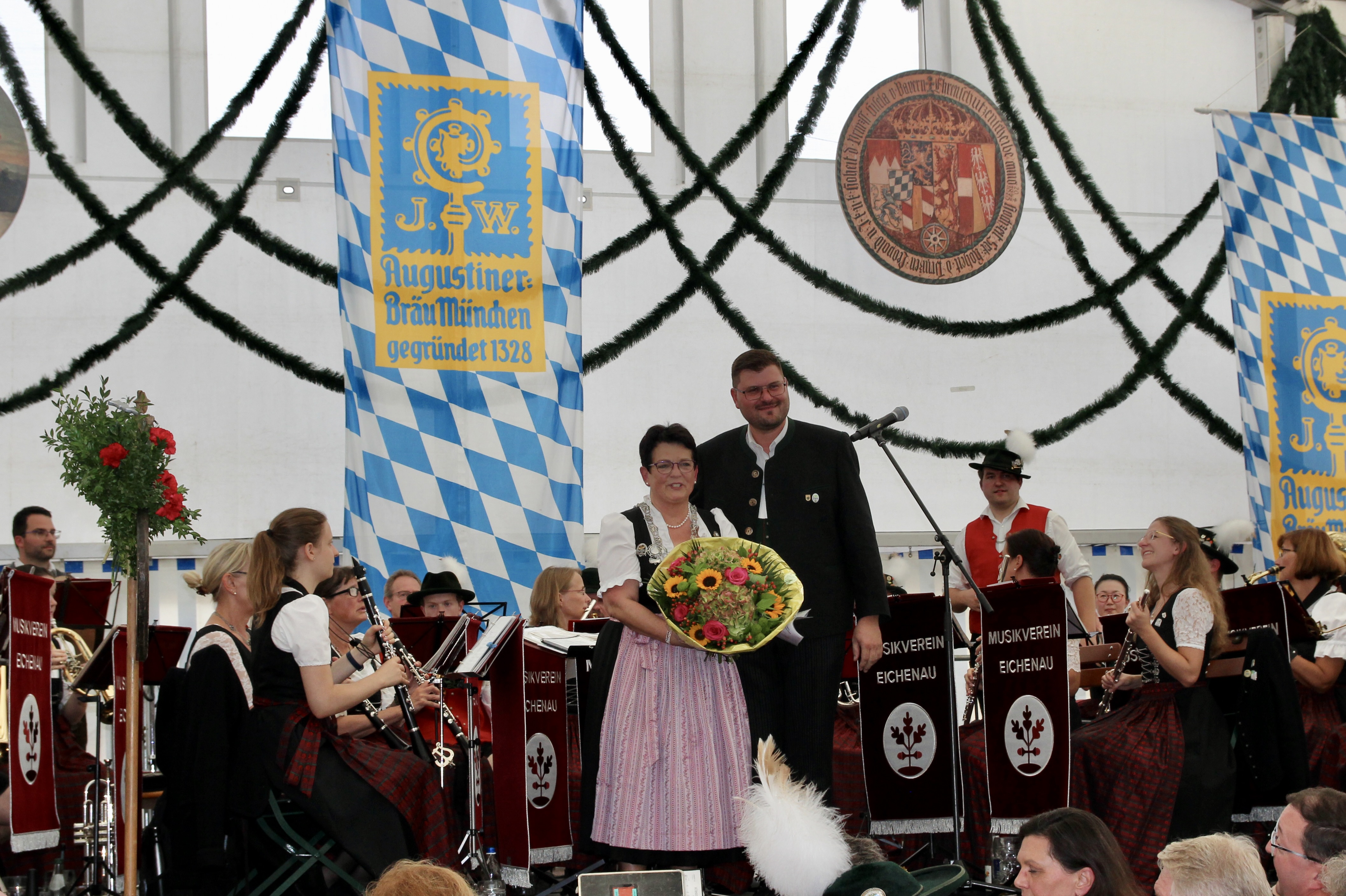 Schön wars! Abschlussdank an Erste Schützenmeisterin Klara Eberl-Pfeil und „ihre“ Schützen fürs rauschende Fest.