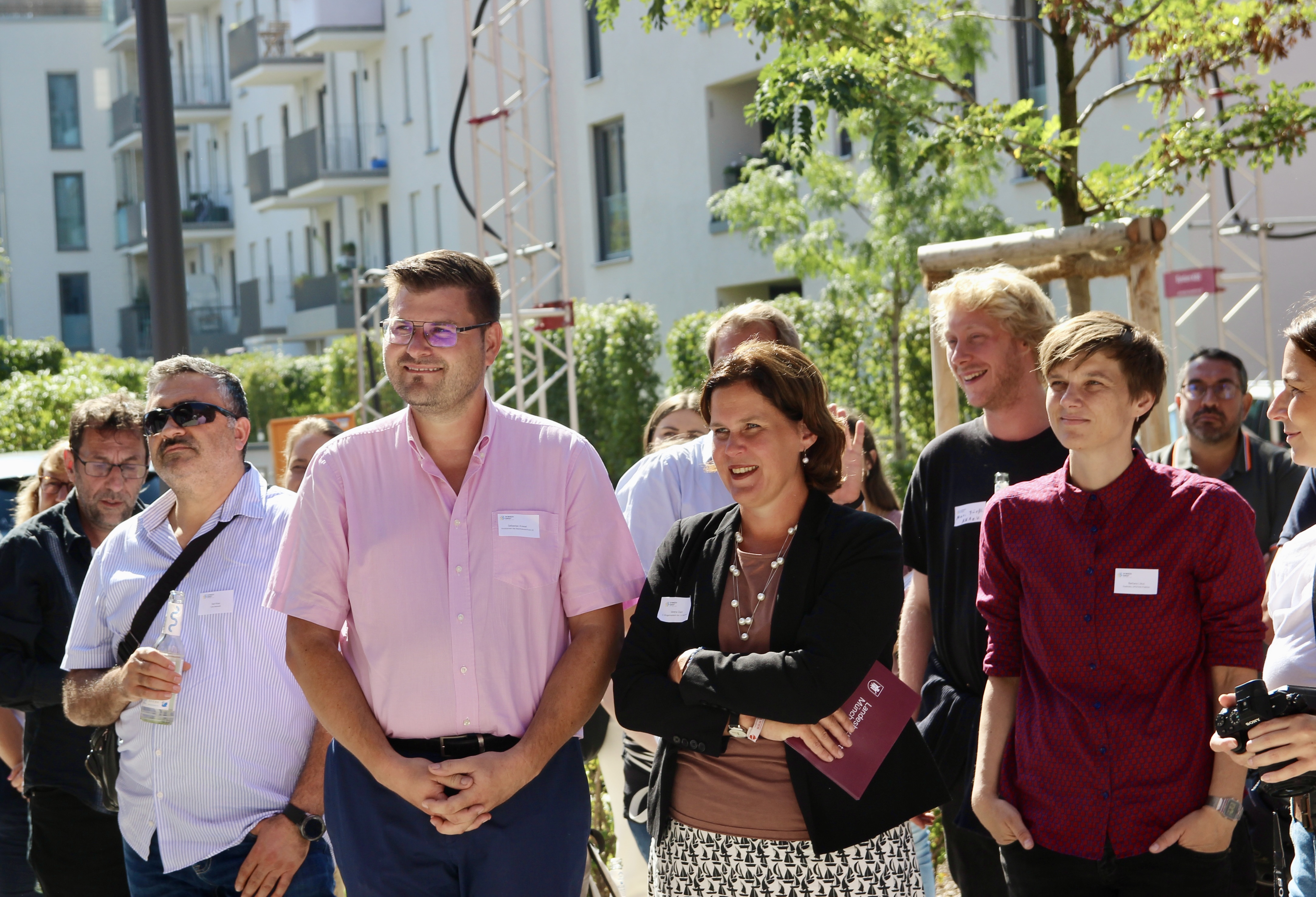 BA-Vorsitzender Sebastian Kreisel und Bürgermeisterin Verena Dietl waren unter den Eröffnungsgästen.