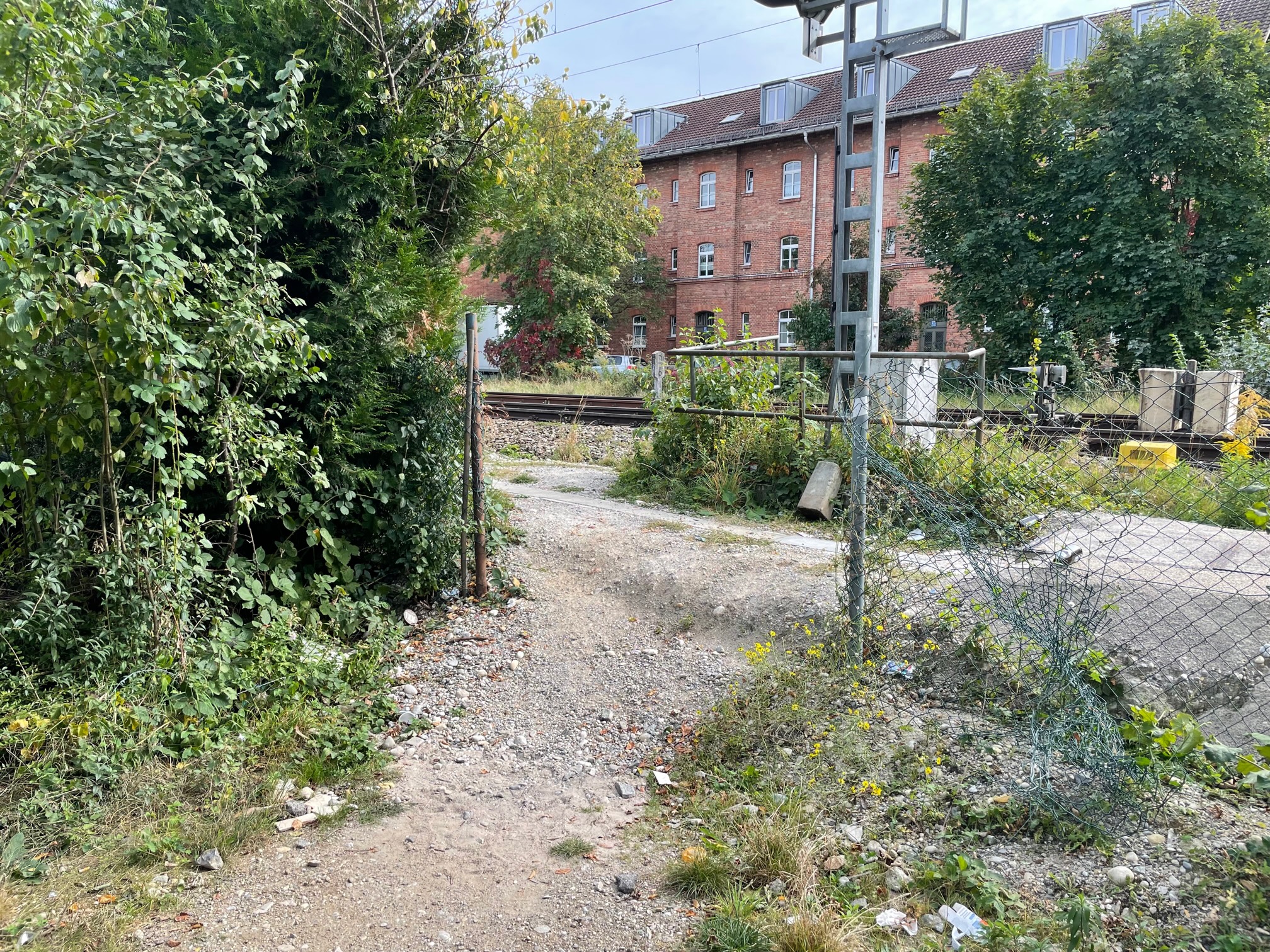 Zugangsmöglichkeit zur S-Bahn von Westen?