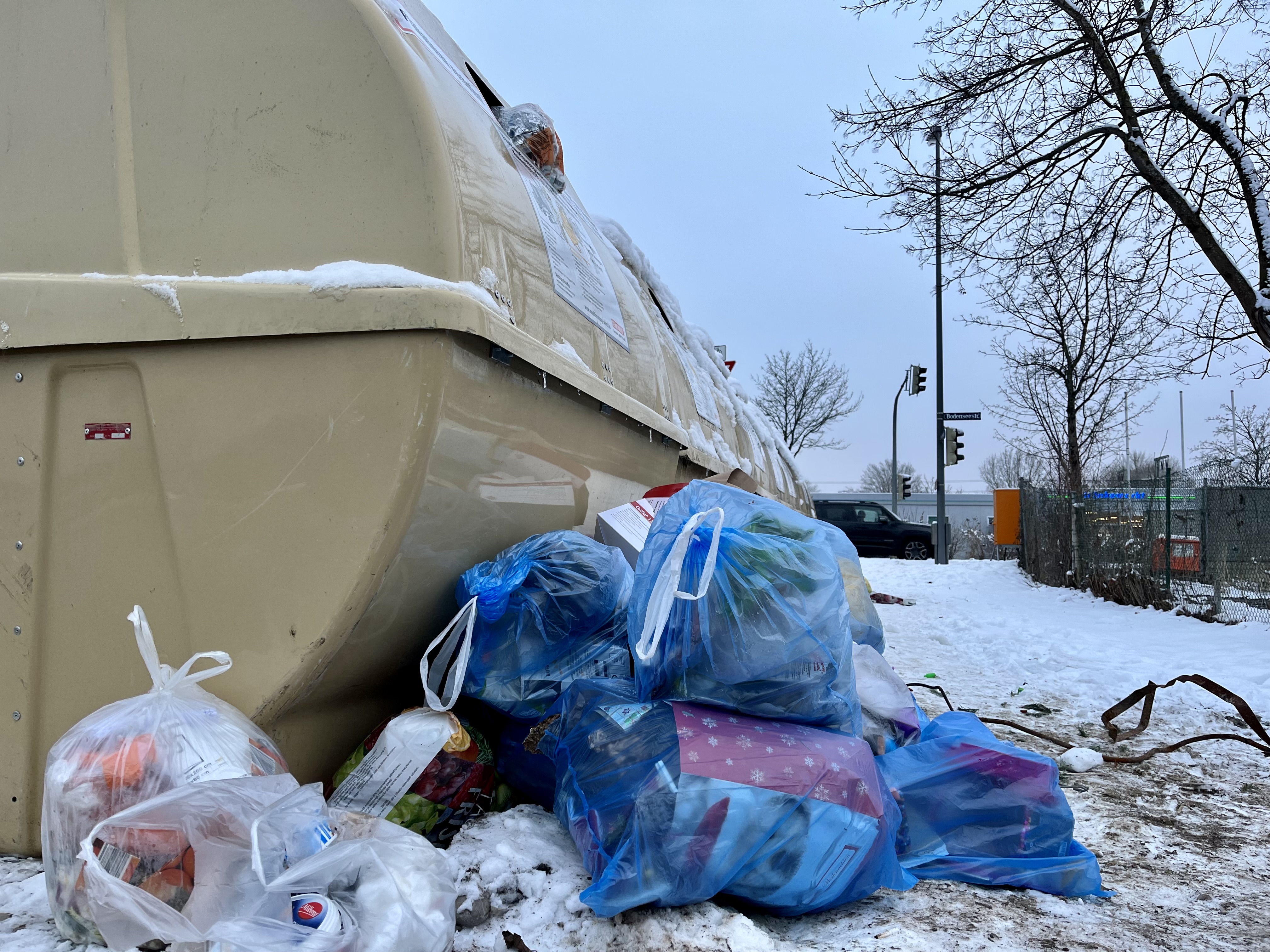 Dauerbrenner: Unrat an den Wertstoffinseln