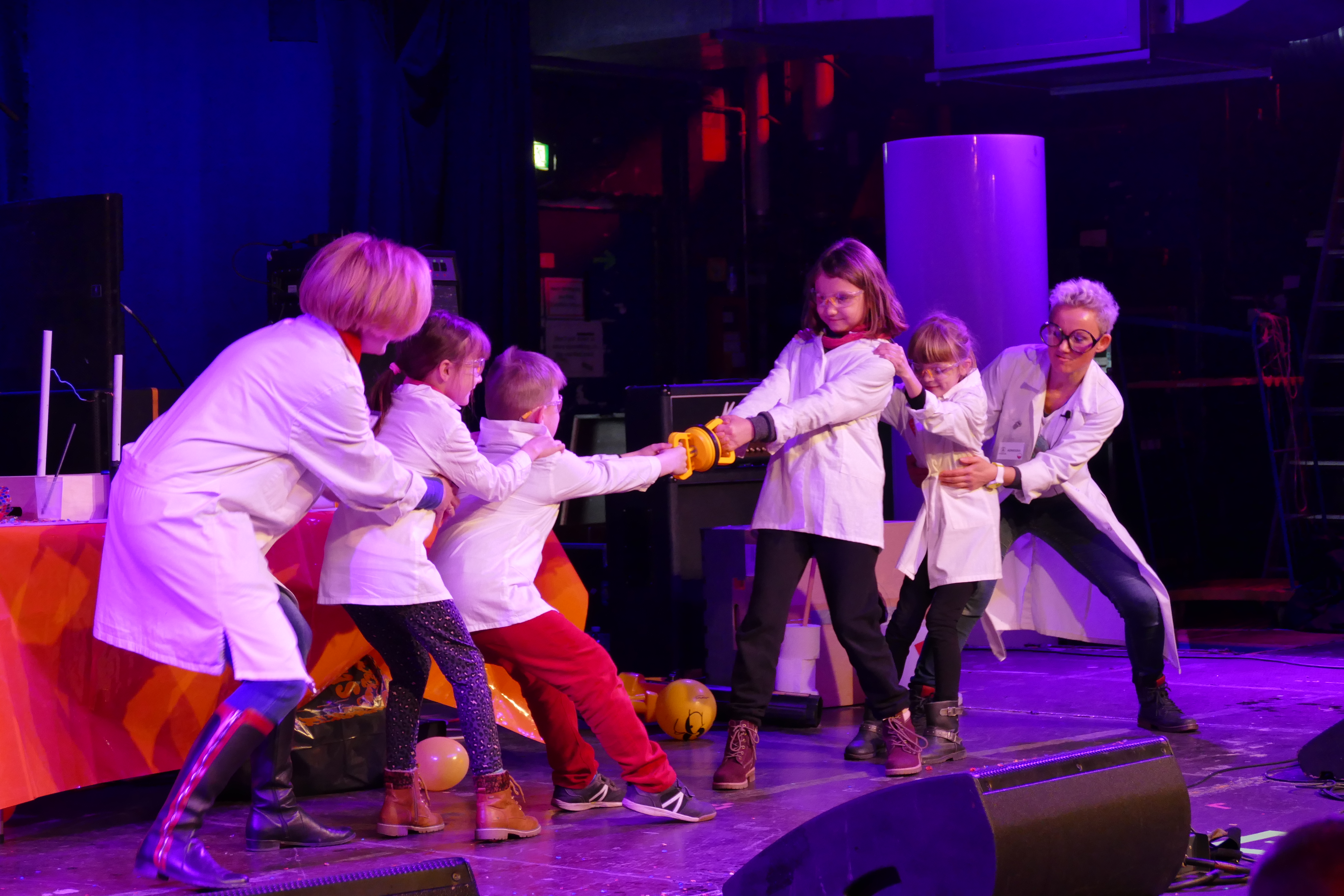 Unterdruck! Im Backstage