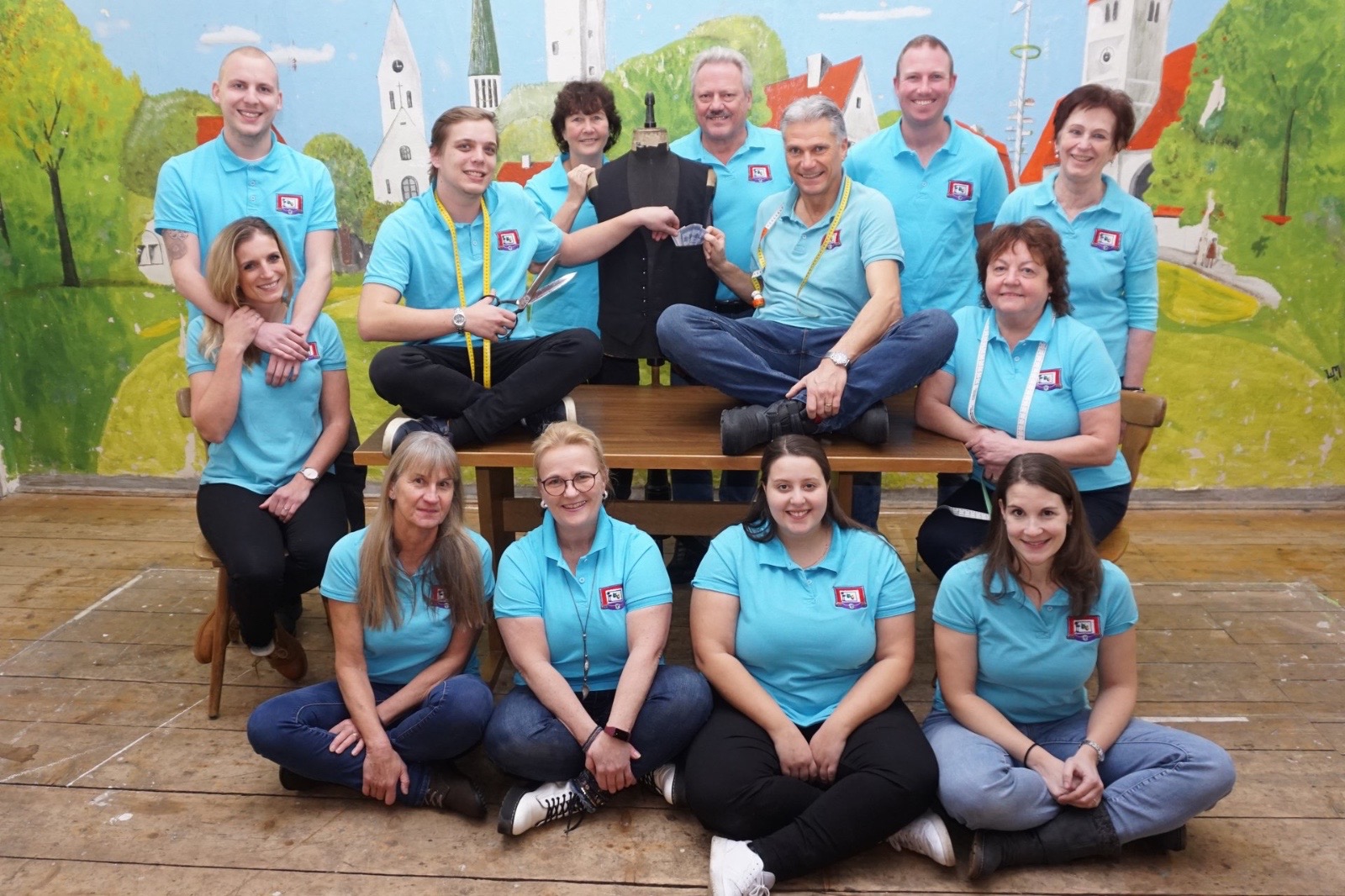 Das Bühnenteam fürs Jubiläumsstück © Manfred Hirmer